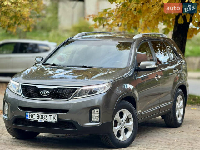 Серый Киа Соренто, объемом двигателя 2.2 л и пробегом 253 тыс. км за 13700 $, фото 4 на Automoto.ua