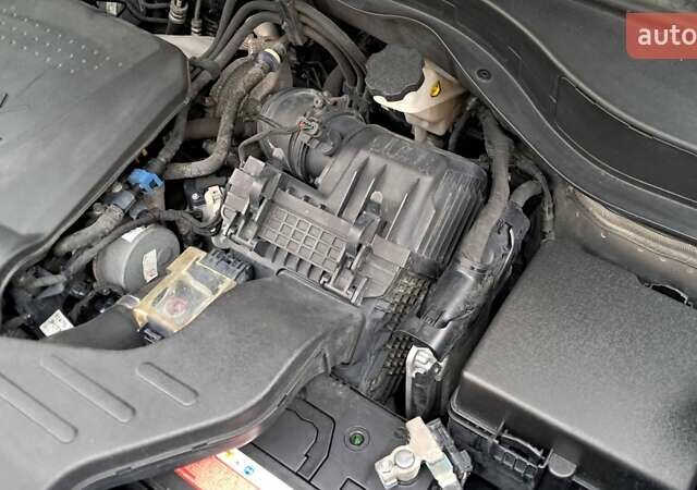 Серый Киа Соренто, объемом двигателя 2 л и пробегом 144 тыс. км за 16900 $, фото 27 на Automoto.ua