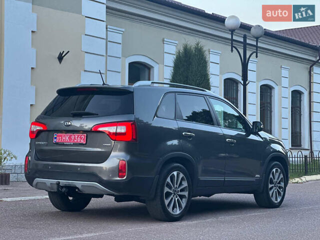 Сірий Кіа Соренто, об'ємом двигуна 2.2 л та пробігом 220 тис. км за 15900 $, фото 4 на Automoto.ua