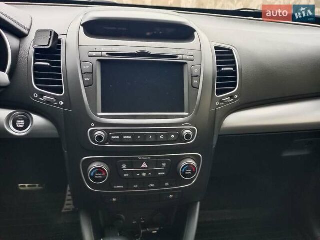 Сірий Кіа Соренто, об'ємом двигуна 2.2 л та пробігом 176 тис. км за 18500 $, фото 26 на Automoto.ua