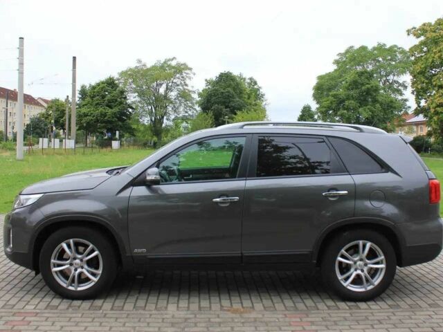 Сірий Кіа Соренто, об'ємом двигуна 2.2 л та пробігом 95 тис. км за 9800 $, фото 8 на Automoto.ua