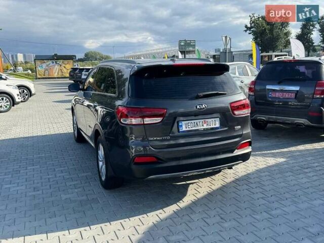 Киа Соренто 2014 в Киеве на Automoto.ua Серый Киа Соренто, объемом двигателя 2 л и пробегом 151 тыс. км за 20500 $, фото 6 на Automoto.ua