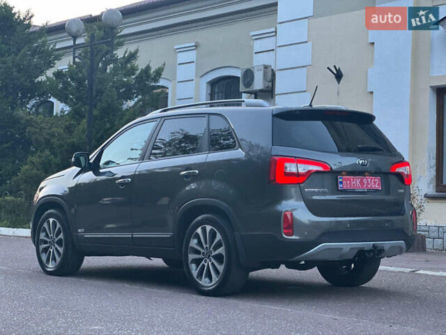 Сірий Кіа Соренто, об'ємом двигуна 2.2 л та пробігом 220 тис. км за 15900 $, фото 9 на Automoto.ua