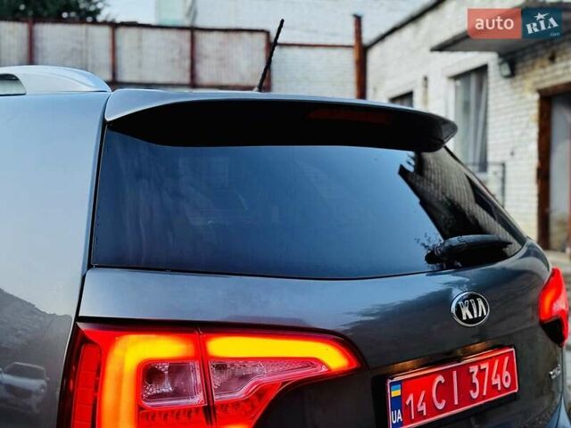 Сірий Кіа Соренто, об'ємом двигуна 2.2 л та пробігом 170 тис. км за 16990 $, фото 28 на Automoto.ua