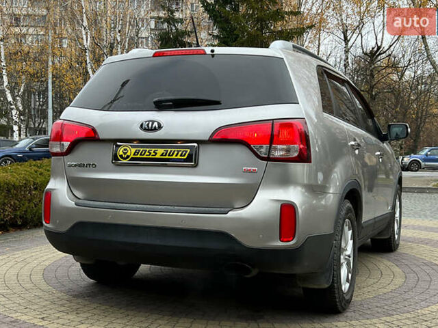 Сірий Кіа Соренто, об'ємом двигуна 2.36 л та пробігом 155 тис. км за 14800 $, фото 6 на Automoto.ua
