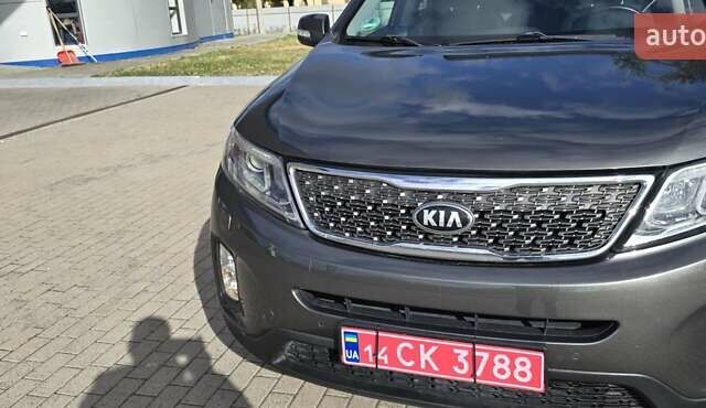 Серый Киа Соренто, объемом двигателя 2.2 л и пробегом 154 тыс. км за 17300 $, фото 2 на Automoto.ua