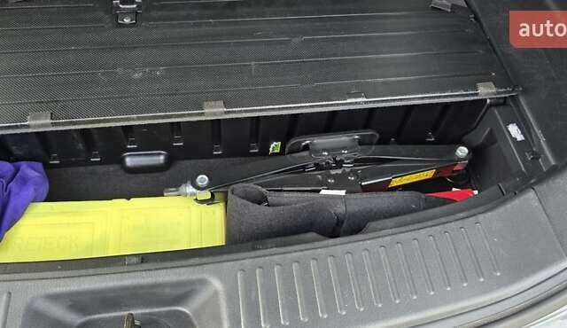 Серый Киа Соренто, объемом двигателя 2.2 л и пробегом 154 тыс. км за 17300 $, фото 61 на Automoto.ua