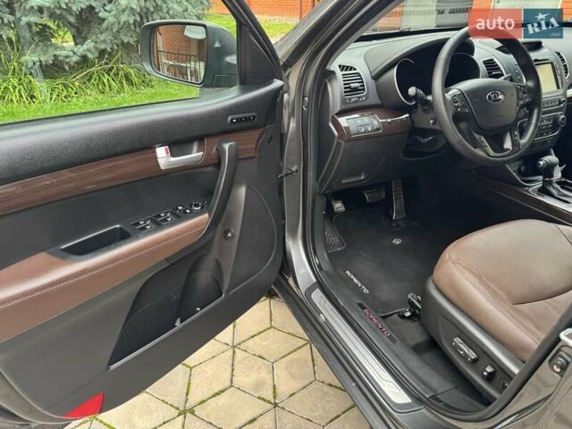 Кіа Соренто 2014 у Рівному на Automoto.ua Сірий Кіа Соренто, об'ємом двигуна 2.2 л та пробігом 210 тис. км за 18100 $, фото 7 на Automoto.ua