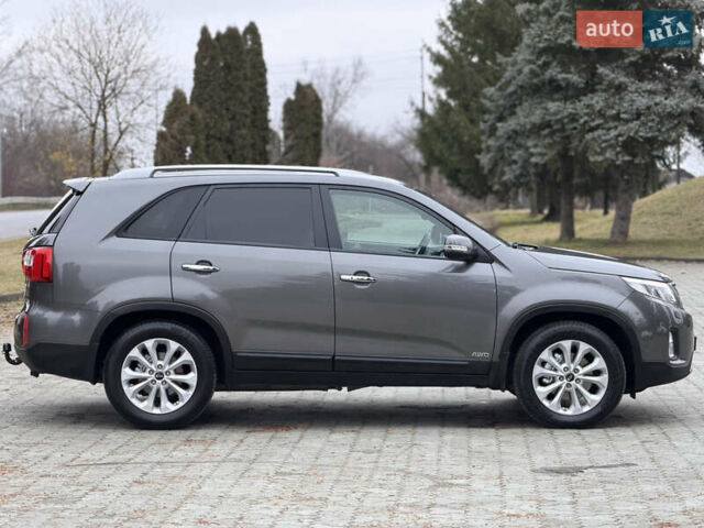 Серый Киа Соренто, объемом двигателя 2.2 л и пробегом 220 тыс. км за 16499 $, фото 17 на Automoto.ua
