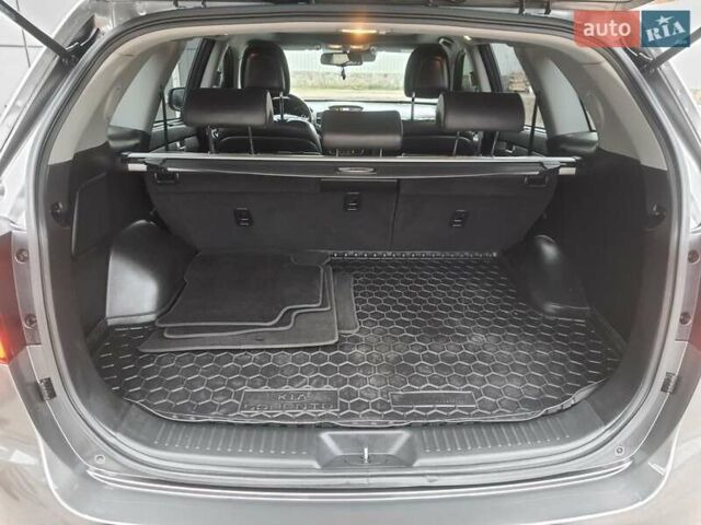 Сірий Кіа Соренто, об'ємом двигуна 2.2 л та пробігом 179 тис. км за 20300 $, фото 10 на Automoto.ua