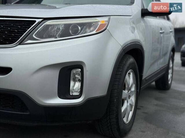 Сірий Кіа Соренто, об'ємом двигуна 2.36 л та пробігом 193 тис. км за 12300 $, фото 8 на Automoto.ua