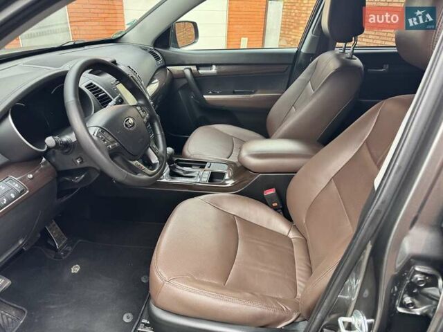 Кіа Соренто 2014 у Рівному на Automoto.ua Сірий Кіа Соренто, об'ємом двигуна 2.2 л та пробігом 210 тис. км за 18100 $, фото 11 на Automoto.ua