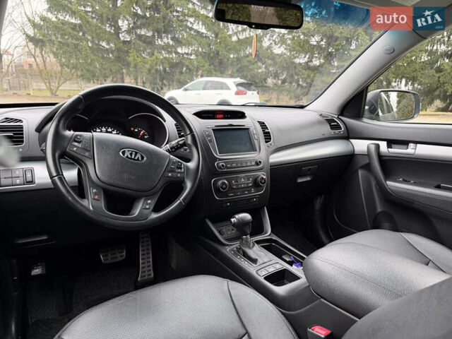 Серый Киа Соренто, объемом двигателя 2.2 л и пробегом 220 тыс. км за 16499 $, фото 43 на Automoto.ua