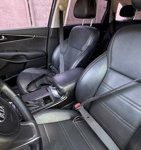 Кіа Соренто 2014 у Белгород-Днестровском на Automoto.ua Сірий Кіа Соренто, об'ємом двигуна 2 л та пробігом 205 тис. км за 18500 $, фото 3 на Automoto.ua