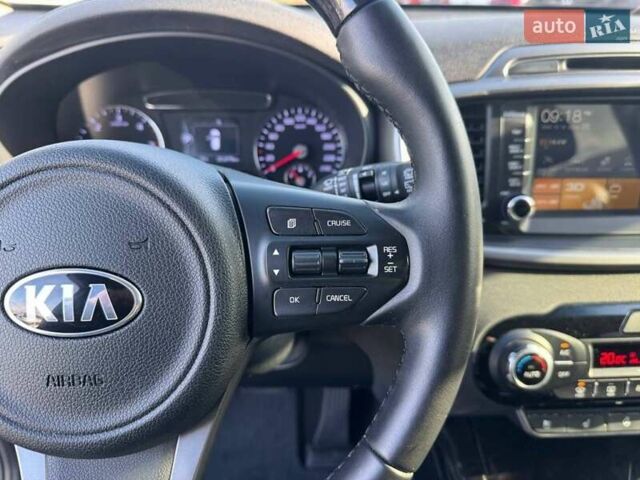 Киа Соренто 2014 в Киеве на Automoto.ua Серый Киа Соренто, объемом двигателя 2 л и пробегом 151 тыс. км за 20500 $, фото 14 на Automoto.ua