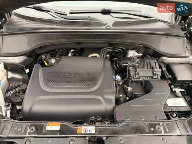 Киа Соренто 2014 в Дубно на Automoto.ua Серый Киа Соренто, объемом двигателя 2.2 л и пробегом 220 тыс. км за 16499 $, фото 38 на Automoto.ua