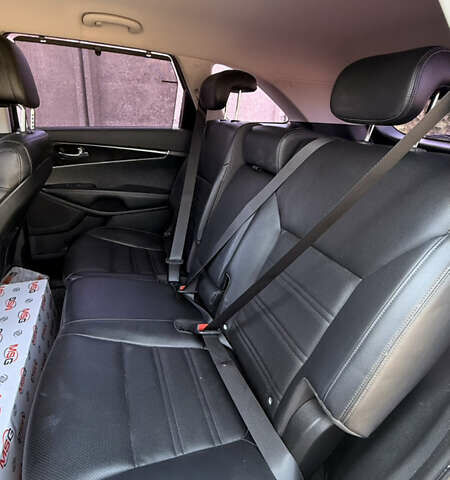 Кіа Соренто 2014 у Белгород-Днестровском на Automoto.ua Сірий Кіа Соренто, об'ємом двигуна 2 л та пробігом 205 тис. км за 18500 $, фото 2 на Automoto.ua