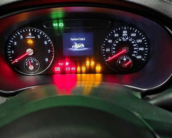 Серый Киа Соренто, объемом двигателя 2.4 л и пробегом 262 тыс. км за 13250 $, фото 5 на Automoto.ua