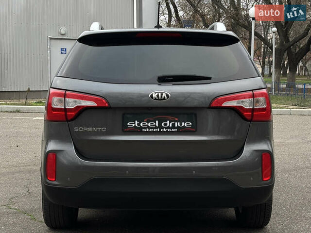 Серый Киа Соренто, объемом двигателя 2 л и пробегом 149 тыс. км за 17199 $, фото 7 на Automoto.ua