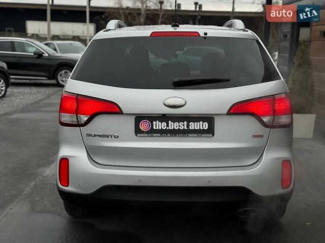 Сірий Кіа Соренто, об'ємом двигуна 2.36 л та пробігом 193 тис. км за 12300 $, фото 16 на Automoto.ua