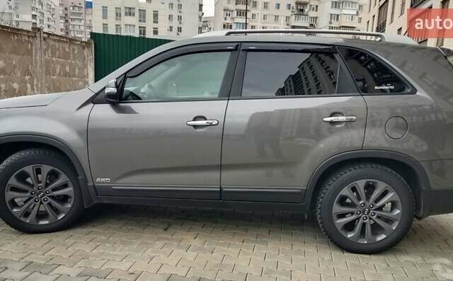 Сірий Кіа Соренто, об'ємом двигуна 2.2 л та пробігом 176 тис. км за 18500 $, фото 2 на Automoto.ua