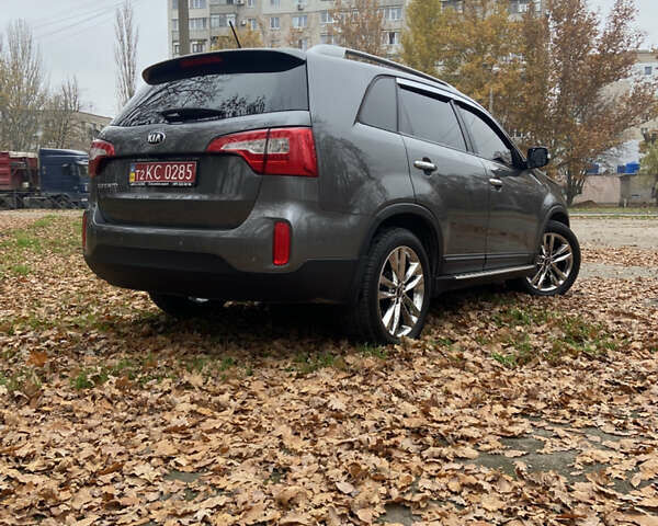 Серый Киа Соренто, объемом двигателя 2 л и пробегом 147 тыс. км за 16400 $, фото 2 на Automoto.ua