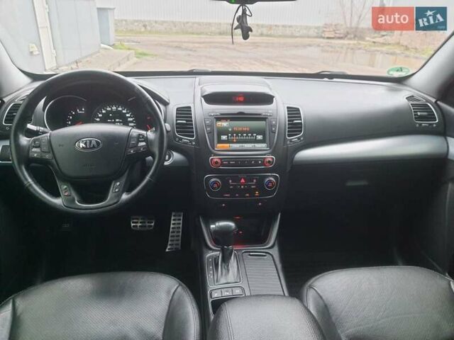 Сірий Кіа Соренто, об'ємом двигуна 2.2 л та пробігом 179 тис. км за 20300 $, фото 17 на Automoto.ua