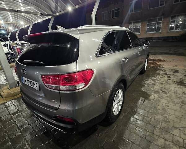 Серый Киа Соренто, объемом двигателя 2.4 л и пробегом 262 тыс. км за 13250 $, фото 20 на Automoto.ua