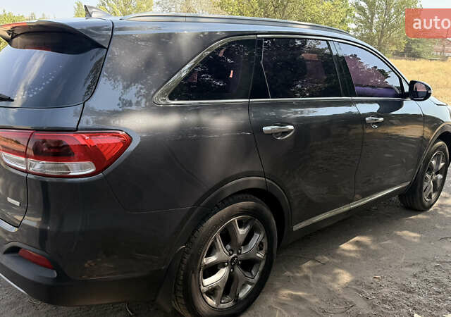 Кіа Соренто 2014 у Белгород-Днестровском на Automoto.ua Сірий Кіа Соренто, об'ємом двигуна 2 л та пробігом 205 тис. км за 18500 $, фото 9 на Automoto.ua