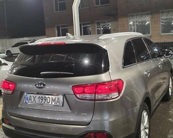 Серый Киа Соренто, объемом двигателя 2.4 л и пробегом 262 тыс. км за 13250 $, фото 1 на Automoto.ua