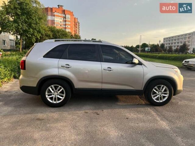 Серый Киа Соренто, объемом двигателя 3.34 л и пробегом 182 тыс. км за 12600 $, фото 9 на Automoto.ua
