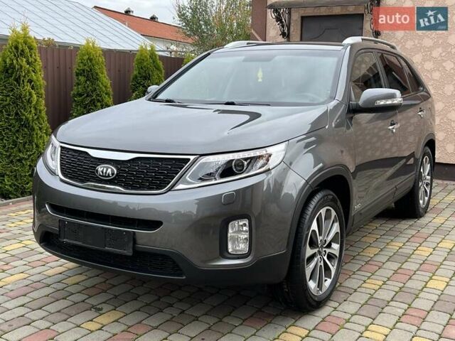 Киа Соренто 2014 в Ивано-Франковске на Automoto.ua Серый Киа Соренто, объемом двигателя 2.2 л и пробегом 221 тыс. км за 17499 $, фото 3 на Automoto.ua
