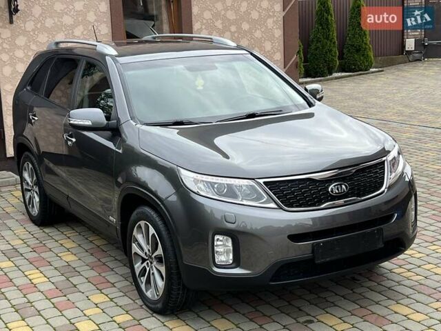 Киа Соренто 2014 в Ивано-Франковске на Automoto.ua Серый Киа Соренто, объемом двигателя 2.2 л и пробегом 221 тыс. км за 17499 $, фото 14 на Automoto.ua