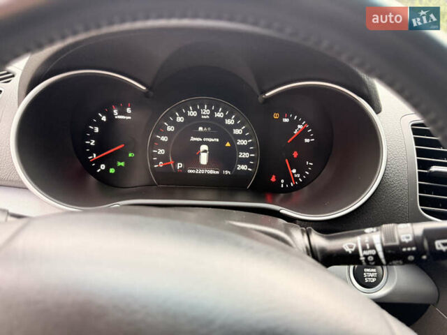 Киа Соренто 2014 в Дубно на Automoto.ua Серый Киа Соренто, объемом двигателя 2.2 л и пробегом 220 тыс. км за 16499 $, фото 42 на Automoto.ua