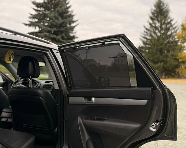 Киа Соренто 2014 в Дубно на Automoto.ua Серый Киа Соренто, объемом двигателя 2.2 л и пробегом 220 тыс. км за 16499 $, фото 19 на Automoto.ua