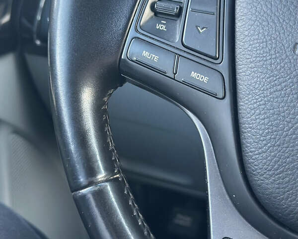 Сірий Кіа Соренто, об'ємом двигуна 2.35 л та пробігом 191 тис. км за 14500 $, фото 48 на Automoto.ua