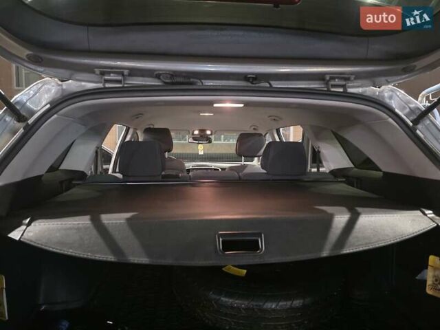 Серый Киа Соренто, объемом двигателя 2.4 л и пробегом 262 тыс. км за 13250 $, фото 10 на Automoto.ua