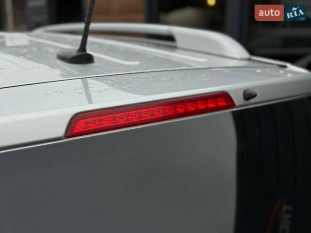 Сірий Кіа Соренто, об'ємом двигуна 2.36 л та пробігом 193 тис. км за 12300 $, фото 24 на Automoto.ua