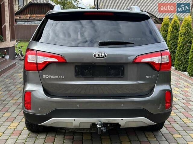 Киа Соренто 2014 в Ивано-Франковске на Automoto.ua Серый Киа Соренто, объемом двигателя 2.2 л и пробегом 221 тыс. км за 17499 $, фото 12 на Automoto.ua