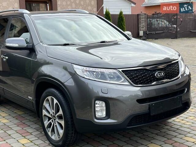 Киа Соренто 2014 в Ивано-Франковске на Automoto.ua Серый Киа Соренто, объемом двигателя 2.2 л и пробегом 221 тыс. км за 17499 $, фото 54 на Automoto.ua