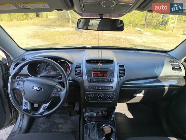Кіа Соренто 2014 у Чернігові на Automoto.ua Сірий Кіа Соренто, об'ємом двигуна 2.36 л та пробігом 147 тис. км за 12700 $, фото 22 на Automoto.ua