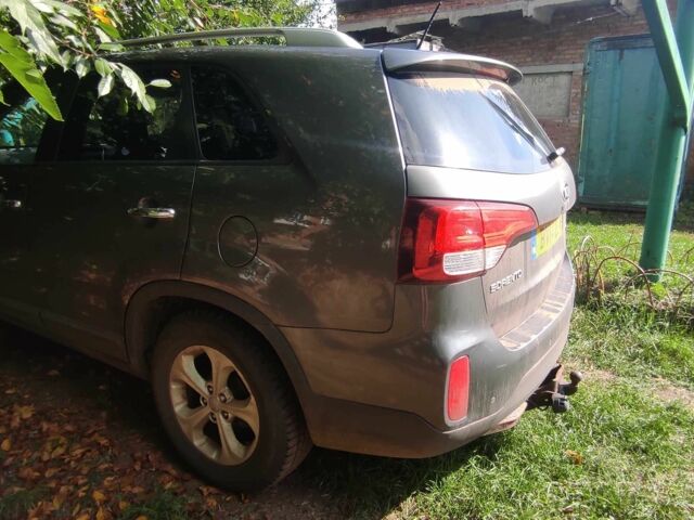 Серый Киа Соренто, объемом двигателя 2.2 л и пробегом 256 тыс. км за 6075 $, фото 4 на Automoto.ua