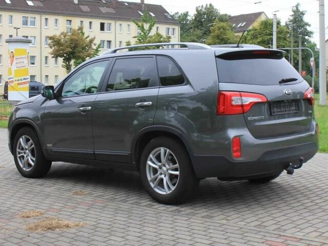 Киа Соренто 2014 в Киеве на Automoto.ua Серый Киа Соренто, объемом двигателя 2.2 л и пробегом 92 тыс. км за 10000 $, фото 7 на Automoto.ua