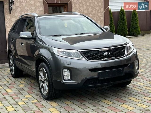 Киа Соренто 2014 в Ивано-Франковске на Automoto.ua Серый Киа Соренто, объемом двигателя 2.2 л и пробегом 221 тыс. км за 17499 $, фото 5 на Automoto.ua