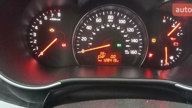 Серый Киа Соренто, объемом двигателя 2.35 л и пробегом 206 тыс. км за 12600 $, фото 6 на Automoto.ua