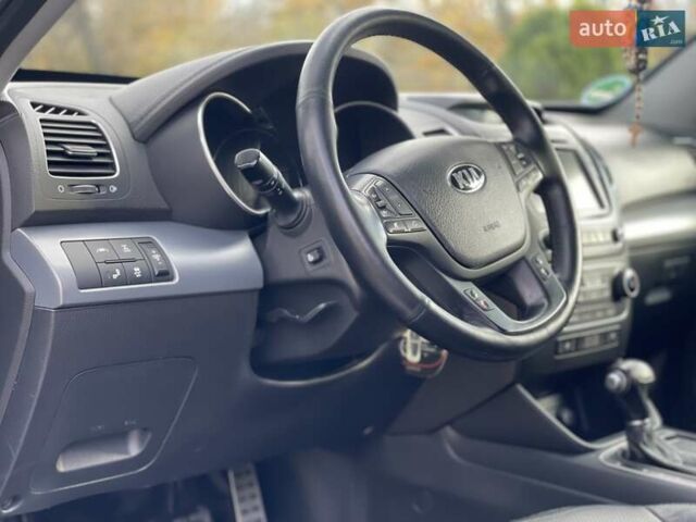 Киа Соренто 2014 в Стрые на Automoto.ua Серый Киа Соренто, объемом двигателя 2.2 л и пробегом 240 тыс. км за 17750 $, фото 45 на Automoto.ua