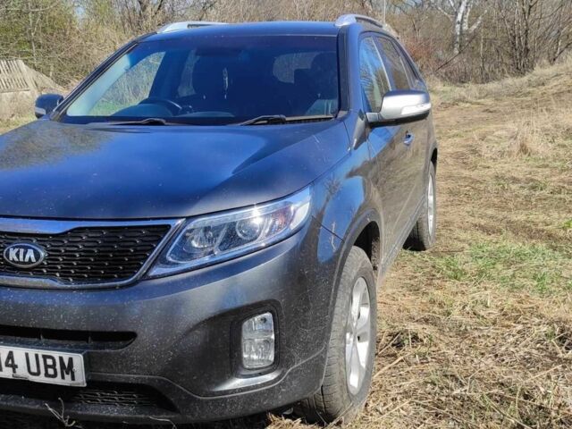 Серый Киа Соренто, объемом двигателя 2.2 л и пробегом 256 тыс. км за 6075 $, фото 2 на Automoto.ua