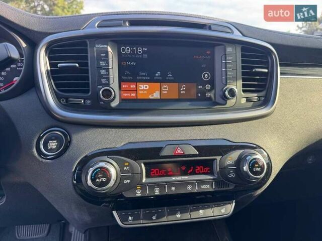 Киа Соренто 2014 в Киеве на Automoto.ua Серый Киа Соренто, объемом двигателя 2 л и пробегом 151 тыс. км за 20500 $, фото 17 на Automoto.ua