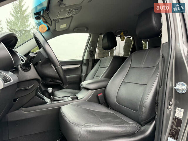 Серый Киа Соренто, объемом двигателя 2.2 л и пробегом 220 тыс. км за 16499 $, фото 52 на Automoto.ua