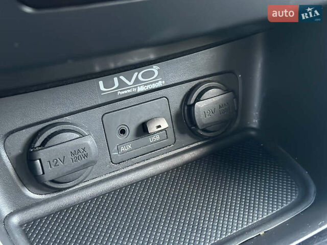 Сірий Кіа Соренто, об'ємом двигуна 2.35 л та пробігом 191 тис. км за 14500 $, фото 50 на Automoto.ua